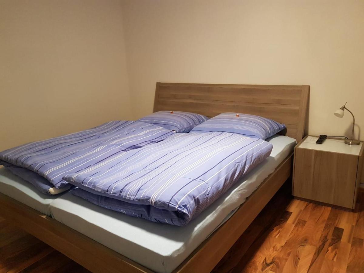 Ferienwohnung- Sarah Hahnstatten Екстер'єр фото